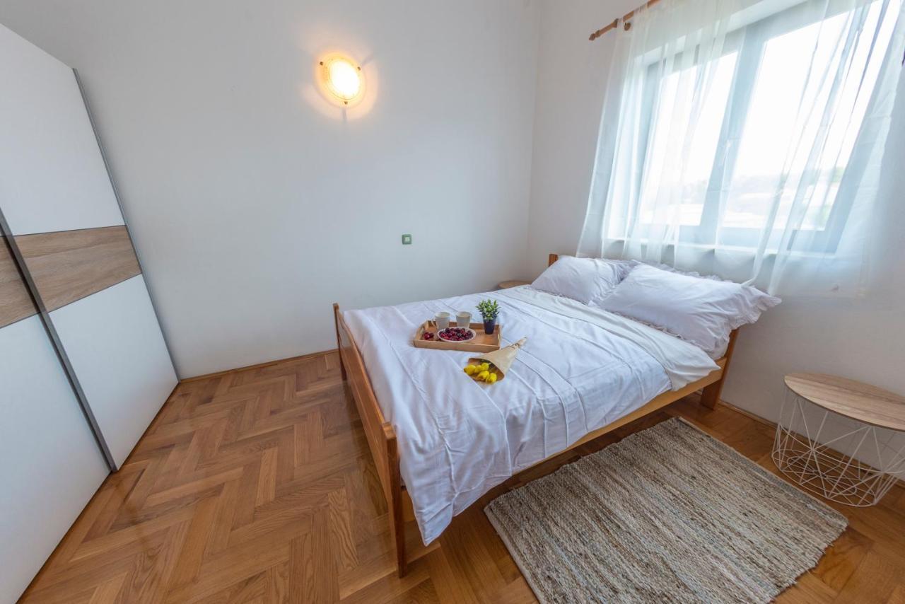Apartments Krivicic Green Pomer Dış mekan fotoğraf